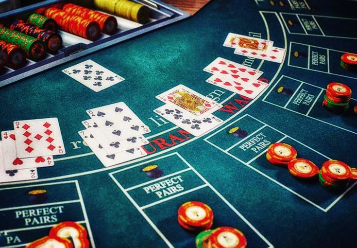 Lucky Wheel آن لائن کیسینو میں اصل گیمز
